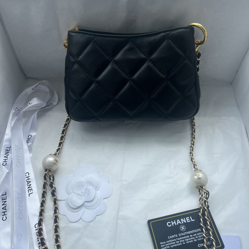 Ch**el hobo bags